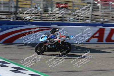 media/Aug-27-2022-Fastrack Riders (Sat) [[c588535105]]/Level 4/Session 1 Start Finish/